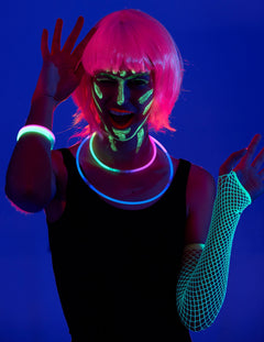 Svítící a UV make-up