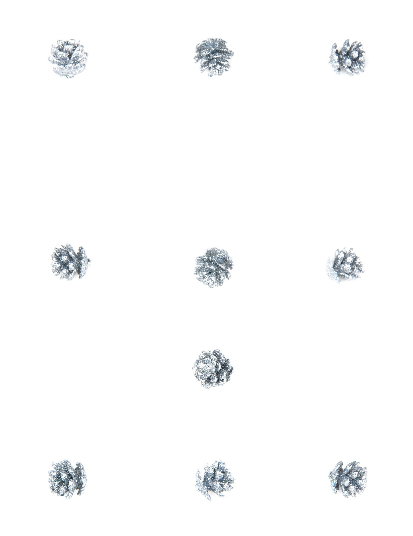 10 mini šišek se stříbrnými třpytkami 2 cm na Vánoce