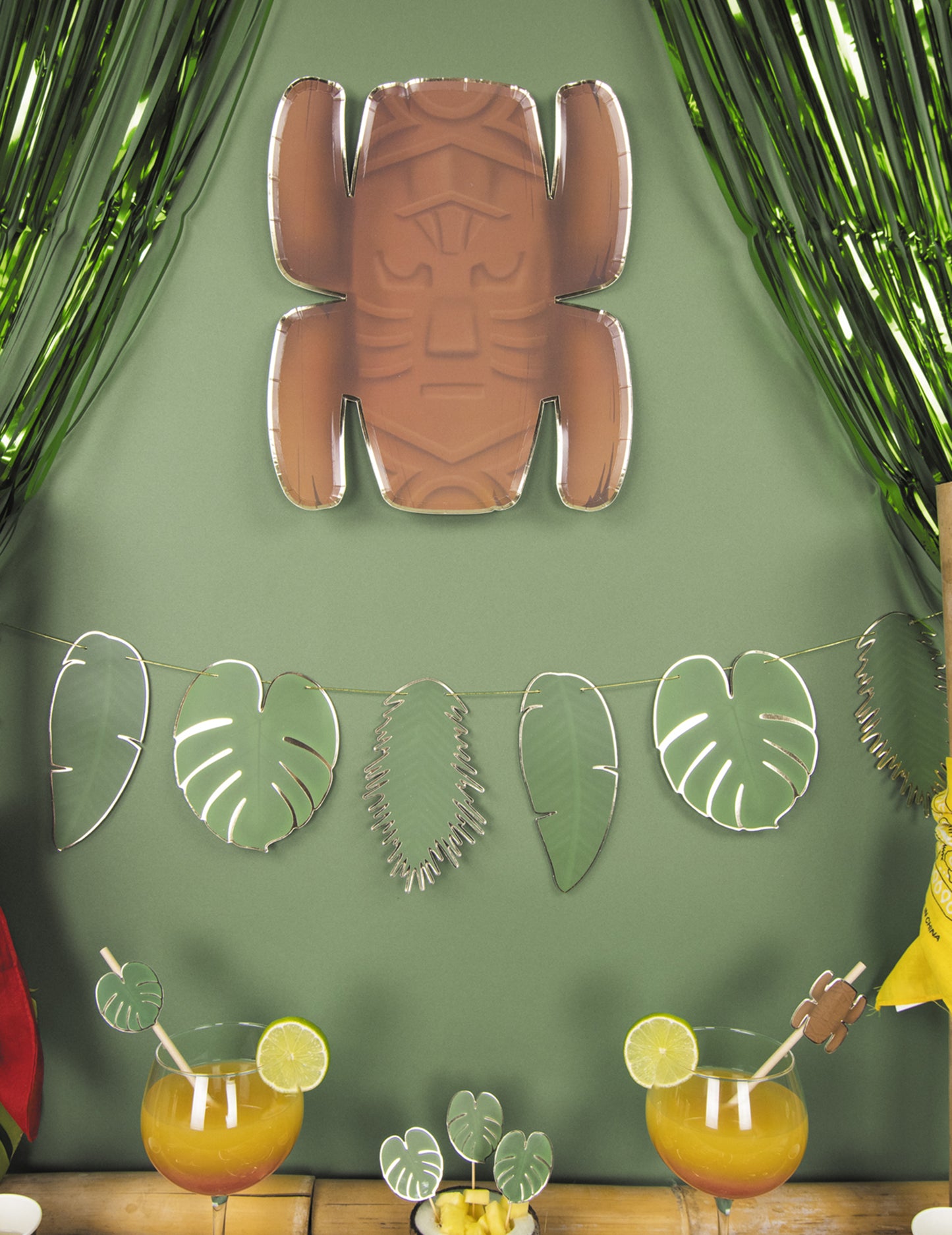 2 totemové tácy dobrodruhů