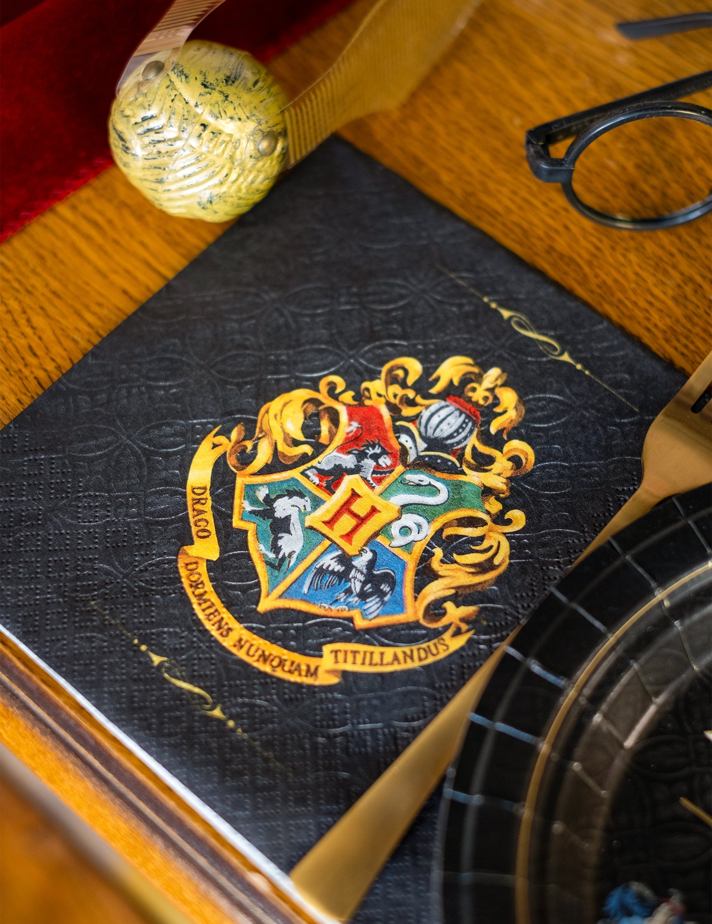 20 papírových ubrousků s motivem Harryho Pottera 33x33 cm