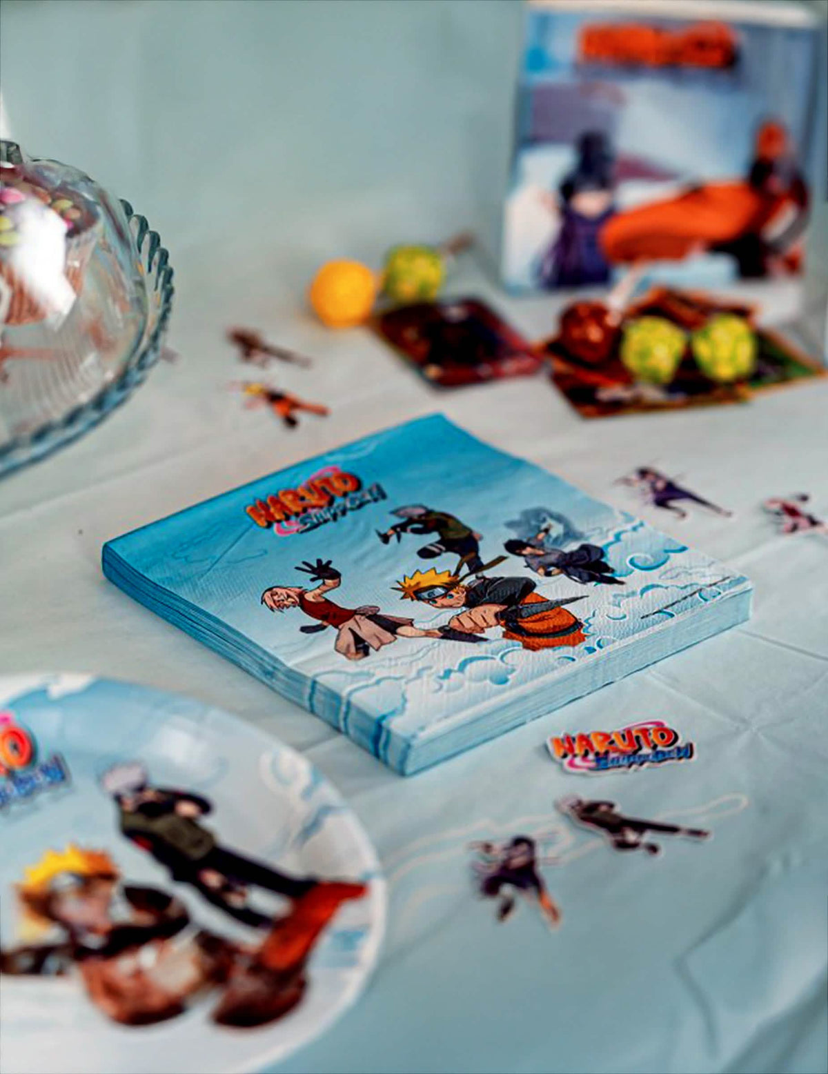 20 papírových ubrousků Naruto Shippuden™ 33 x 33 cm