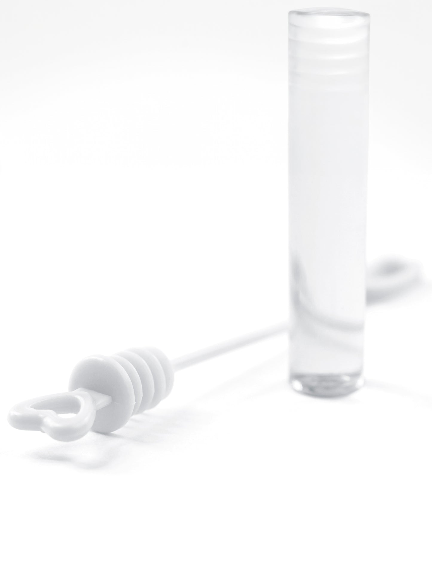 48 bublinkových lahví ve tvaru srdce pro bílou svatbu