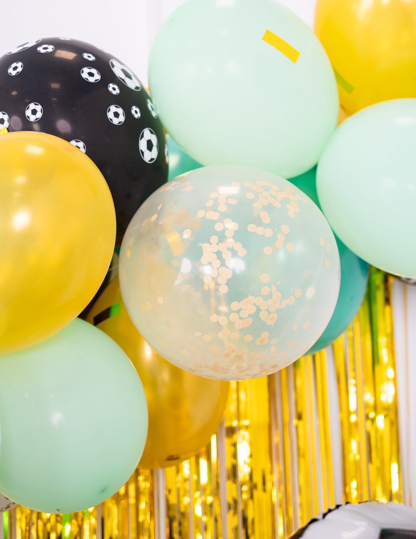 6 průhledných latexových balónků se zlatými okrovými konfetami 30 ks cm