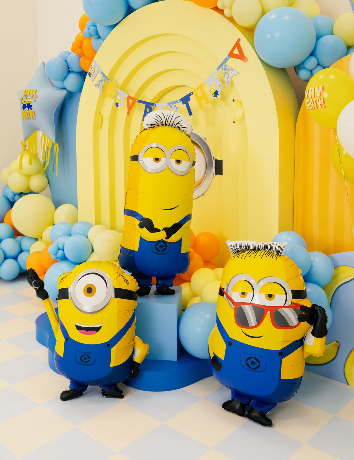 Décoration de fête avec personnages des Ballons latex Minions