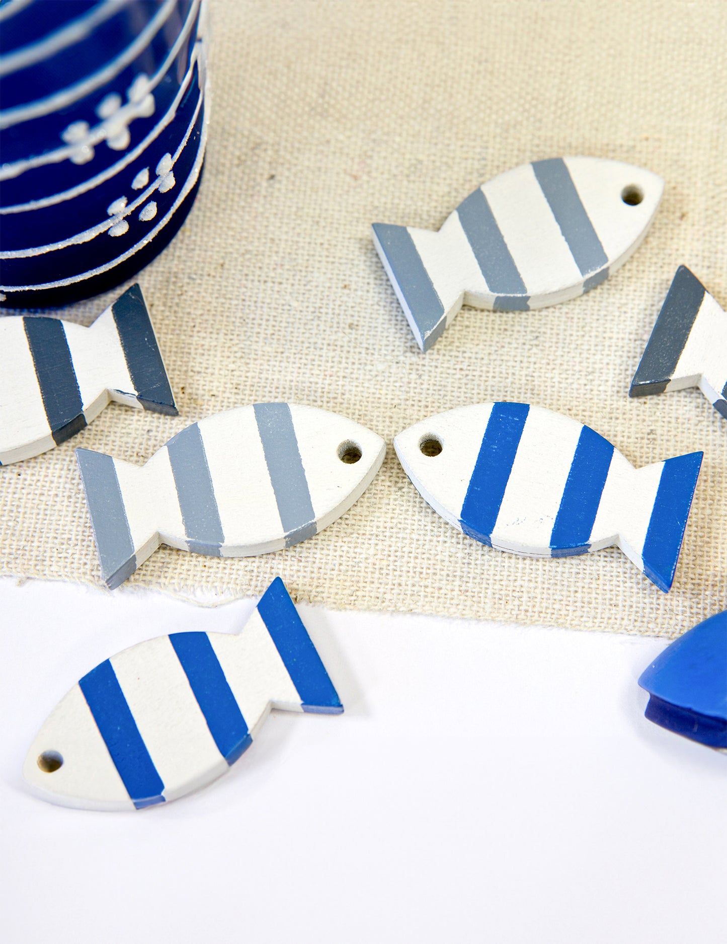 6 dekorativních dřevěných rybiček modrých a šedých 3 x 2 cm