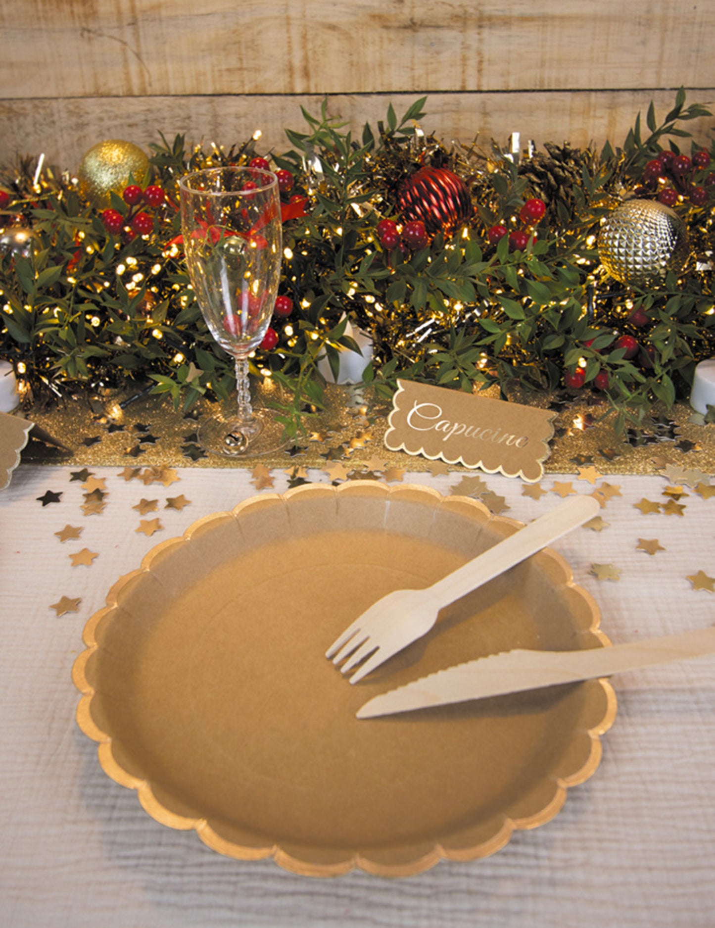 8 Assiettes en carton festonnées kraft et or 23cm