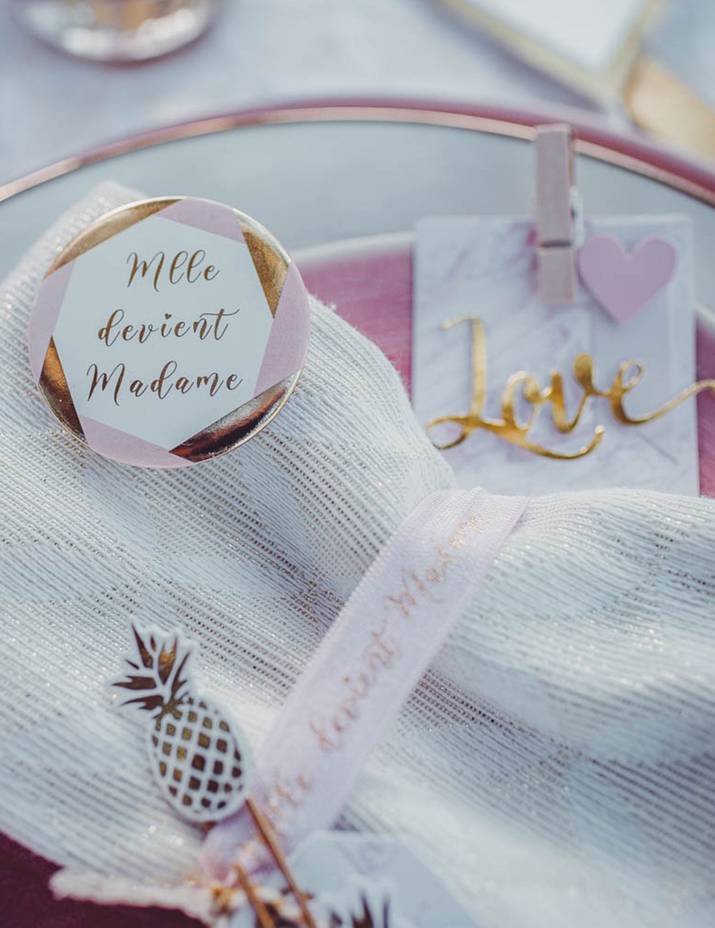 8 odznaků Slečna se stává madam růžovo-zlaté EVJF 5 cm