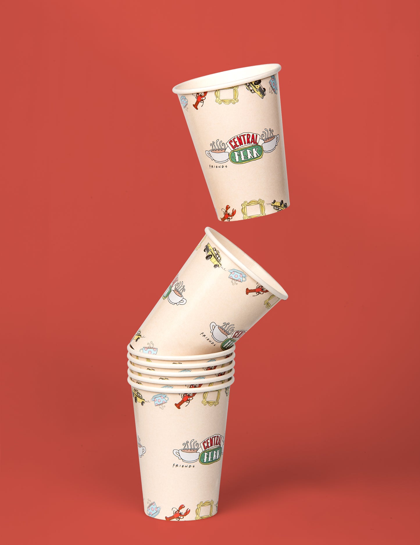 8 kartonových kelímků Friends o objemu 210 ml