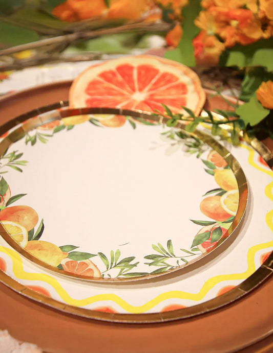 8 malých citrusových fizz talířů krémový, oranžový, žlutý a zlatý karton 18cm ovocný dekor