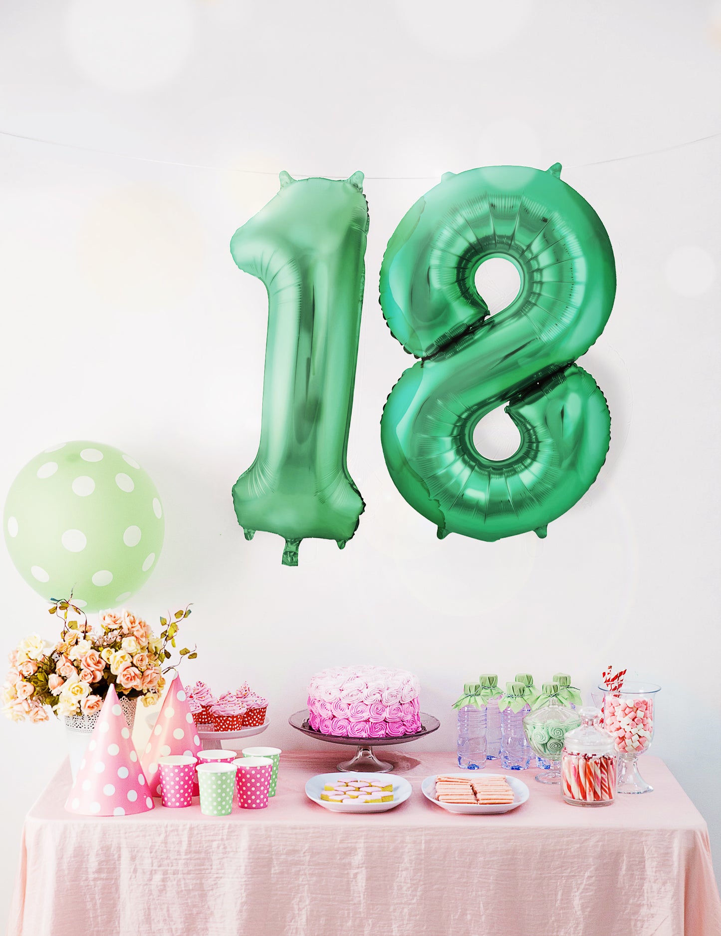 Mise en situation du chiffre 18 du Ballon aluminium chiffre pour fête