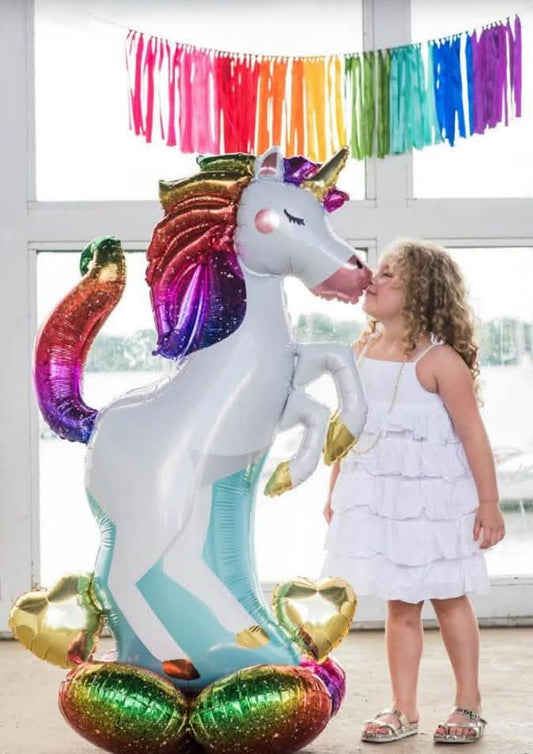 Mise en situation du ballon aluminium géant airloonz licorne