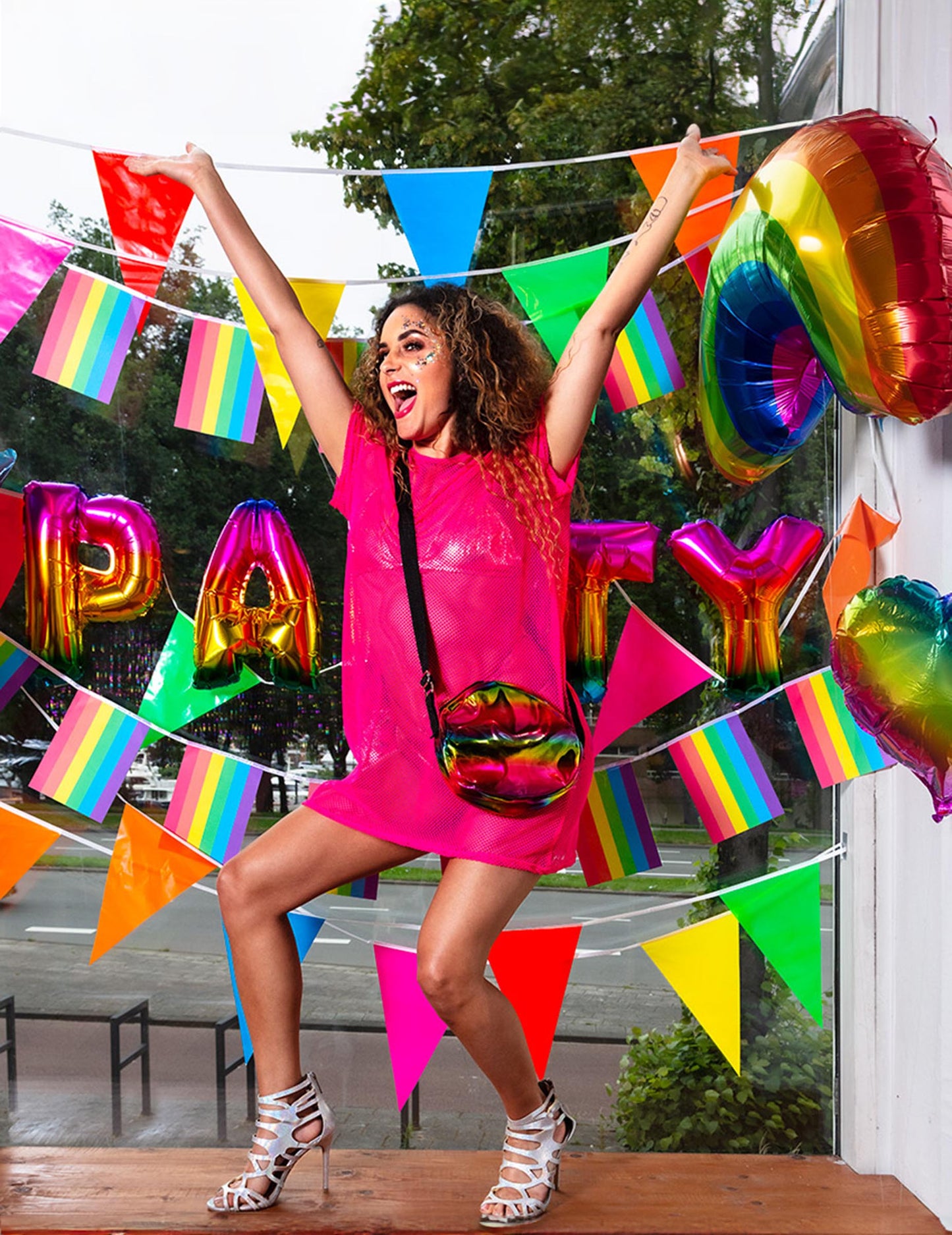 Obří duhový fóliový balónek 60 x 95 cm