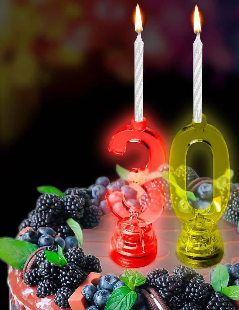 Umístění na dortu svítící LED svíčky číslo 3