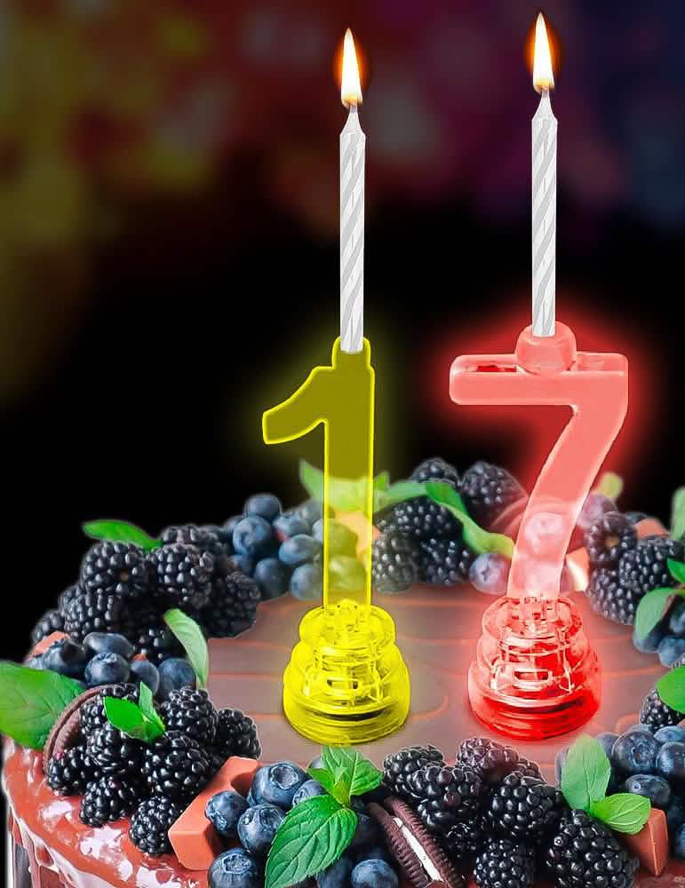 Scénická dekorace na narozeninovém dortu s LED svíčkou ve tvaru čísla 7