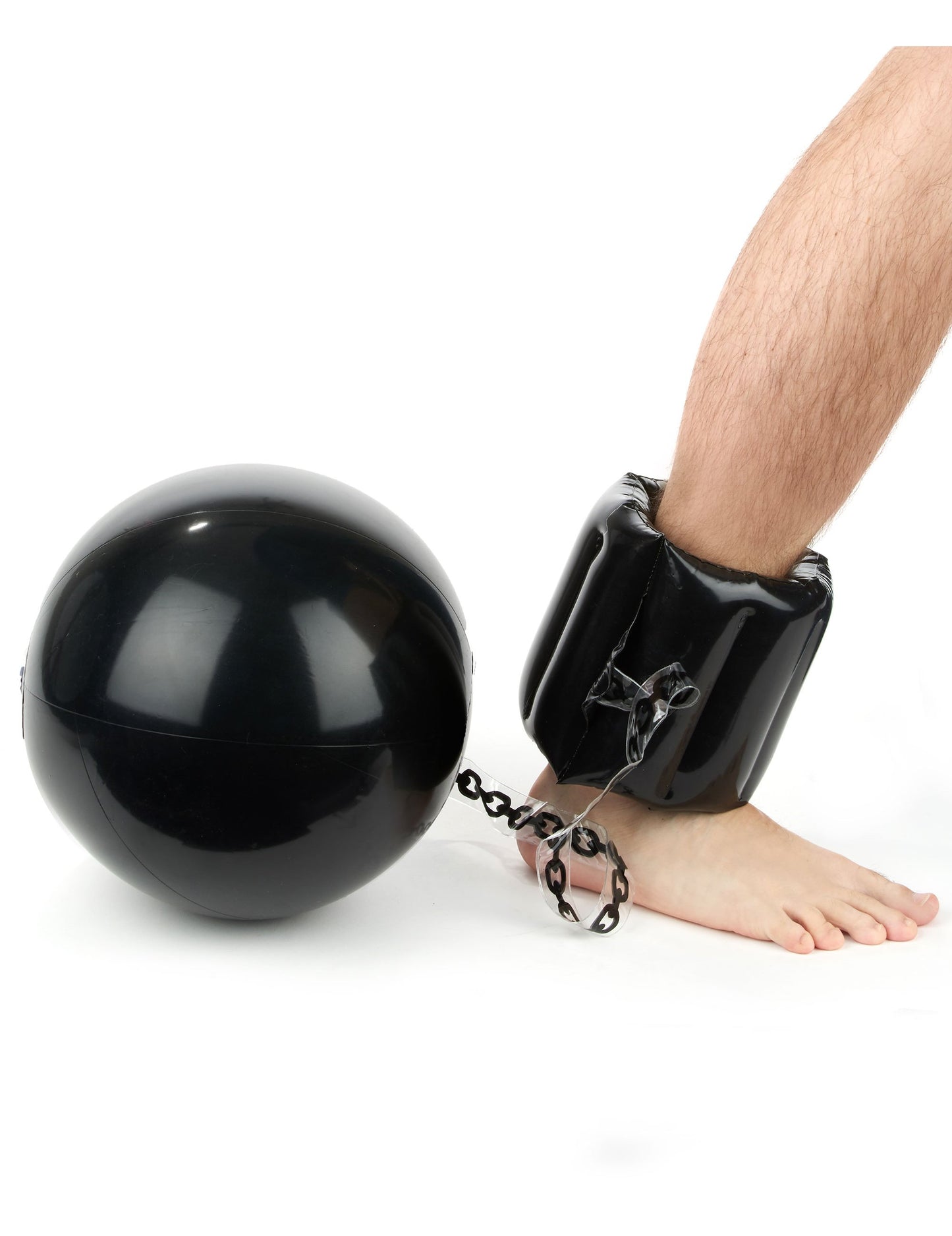 Nafukovací řetězový míč v zajetí