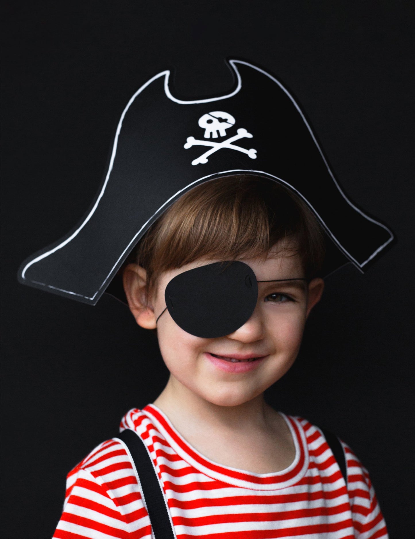 Dětský pirátský klobouk a páska přes oko