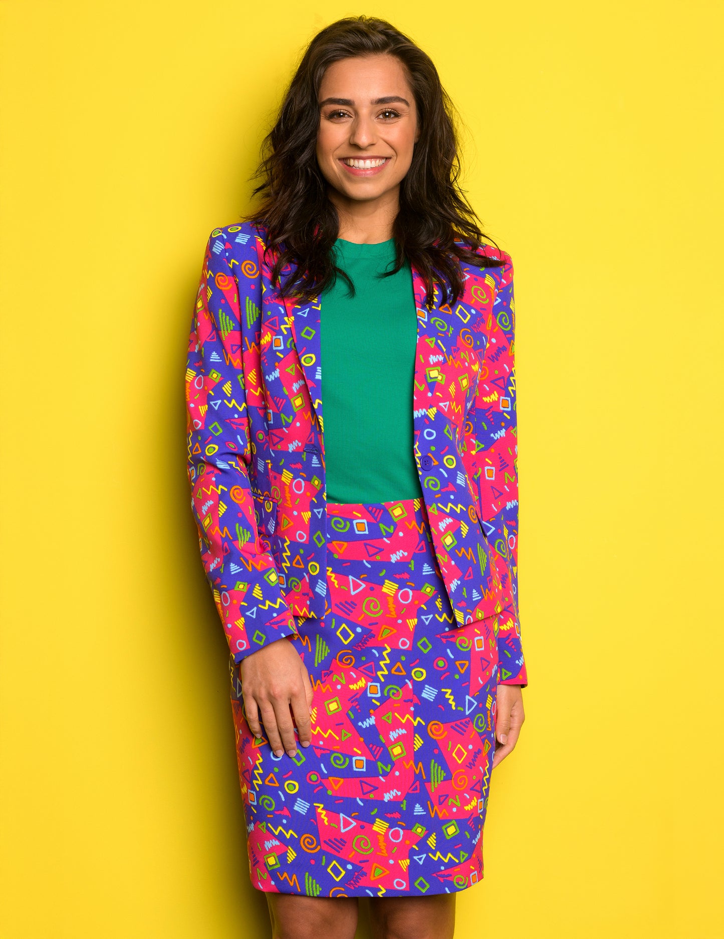 Barevný dámský kostým paní Symbolové