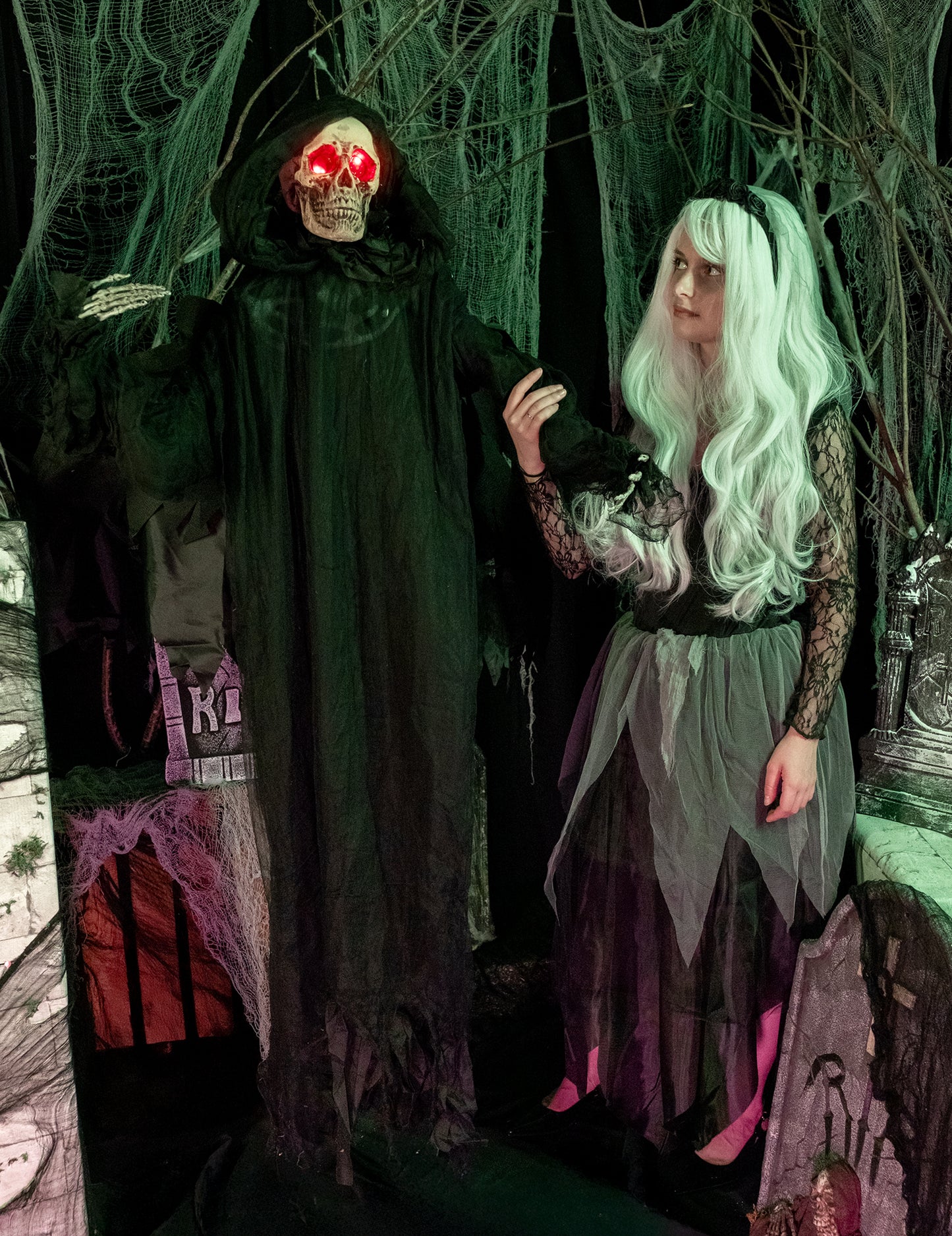 Animovaná zvuková a světelná dekorace Dizzy Demon 165 cm