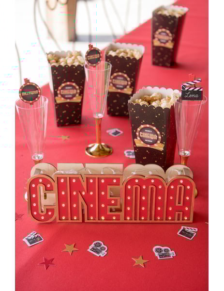 Dřevěná světelná dekorace Kino 30 x 4 x 10 cm