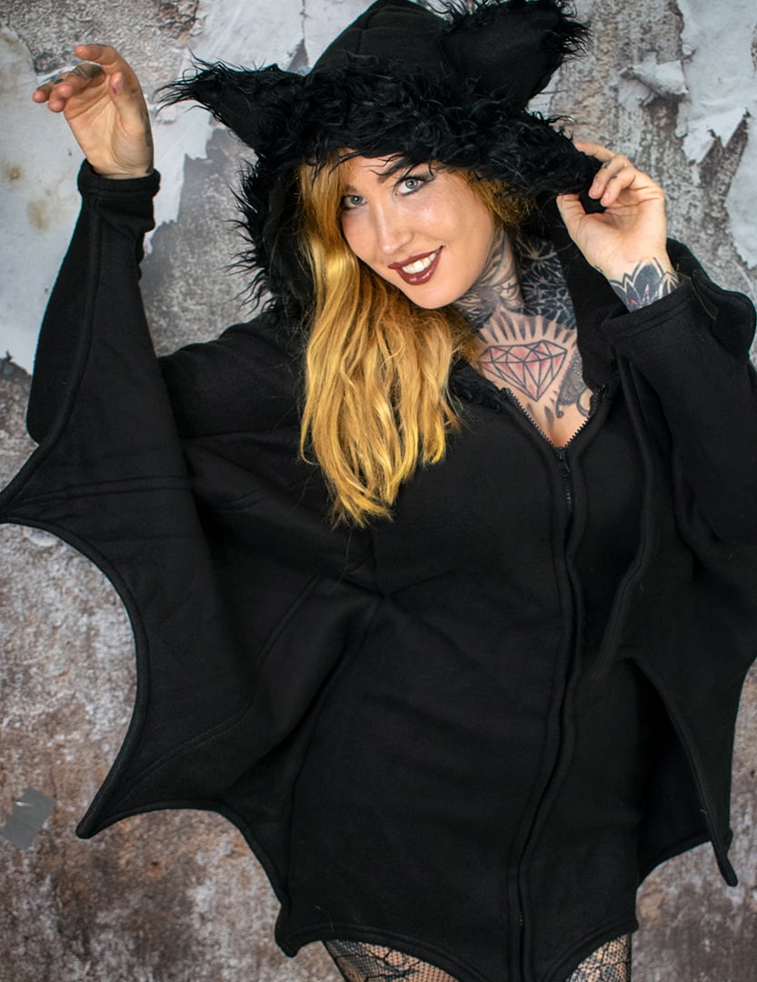 Dámský kostým netopýra pro plnoštíhlé na Halloween