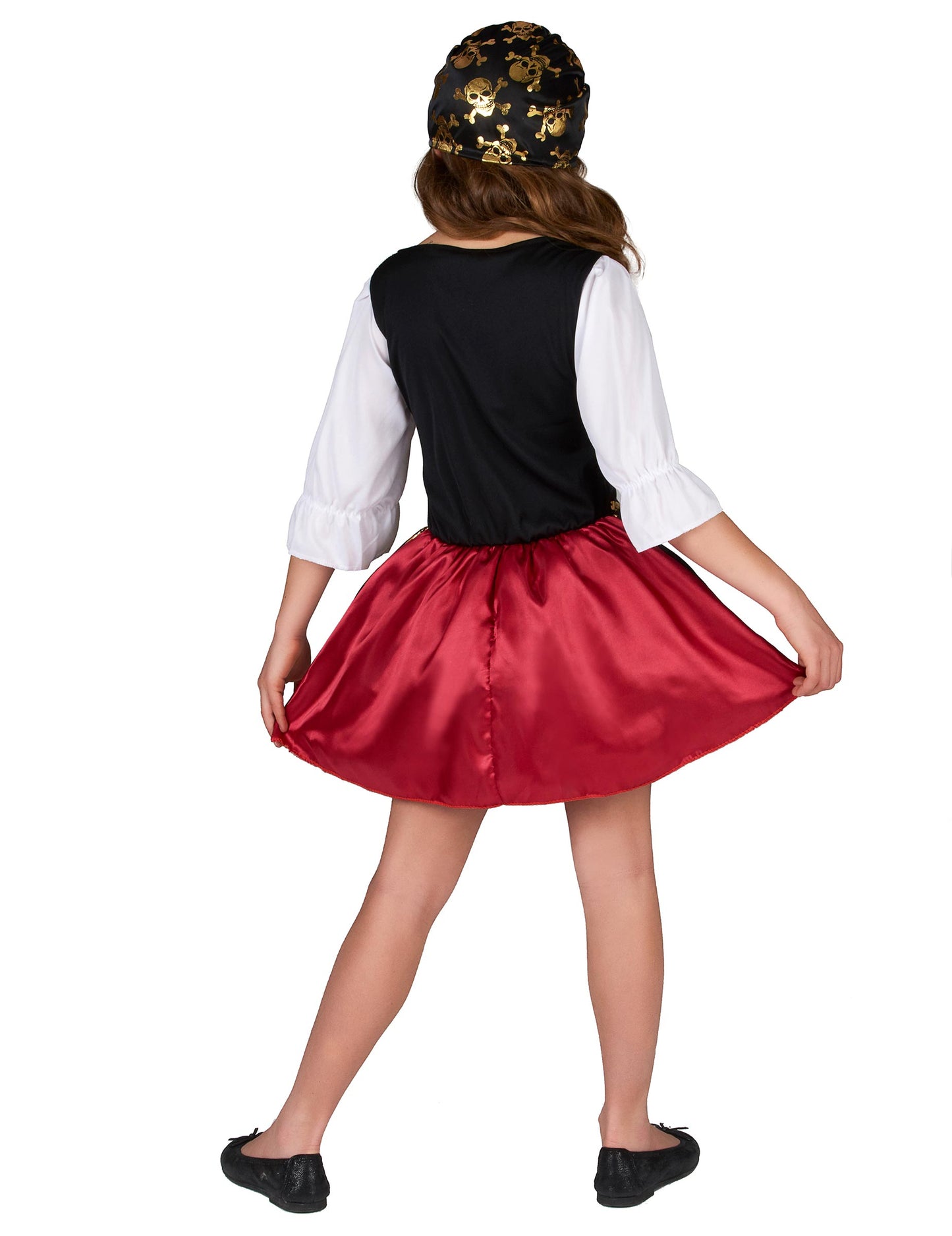 Pohled zezadu na pirátský kostým s zlatými motivy pro dívku