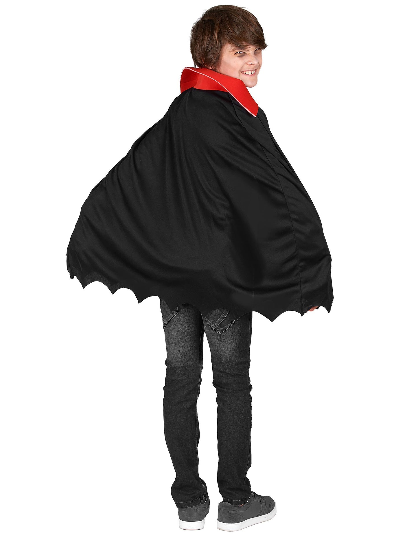 Halloweenský kostým upíra rudého chlapce