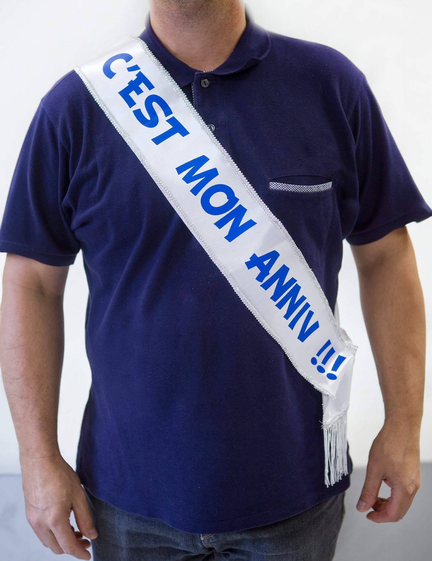 Saténový šátek, mám narozeniny!!! bílý a modrý 150 x 10 cm