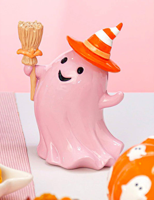 Dekorativní duch Summerween z pryskyřice s pastelově růžovou koštětem 12,3 x 8,8 x 15 cm