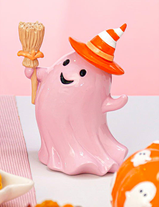 Dekorativní duch Summerween z pryskyřice s pastelově růžovou koštětem 12,3 x 8,8 x 15 cm
