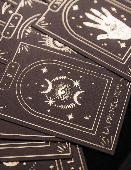 Sada 20 věšteckých karet Cosmic Spirit z černo-zlatého papíru 8 x 11 cm