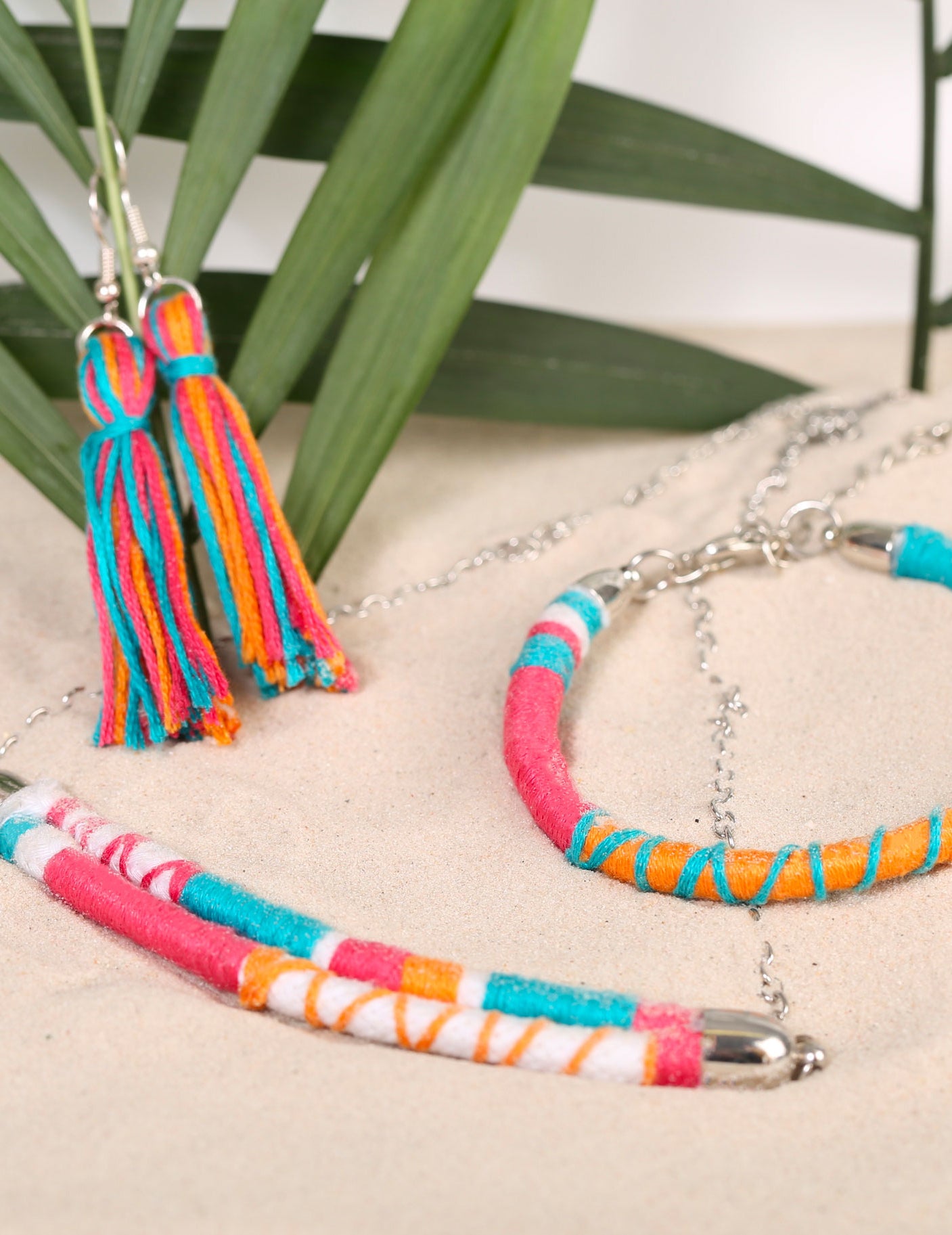 Vícebarevná sada na tvorbu šperků 12,5 x 13 cm kompletní