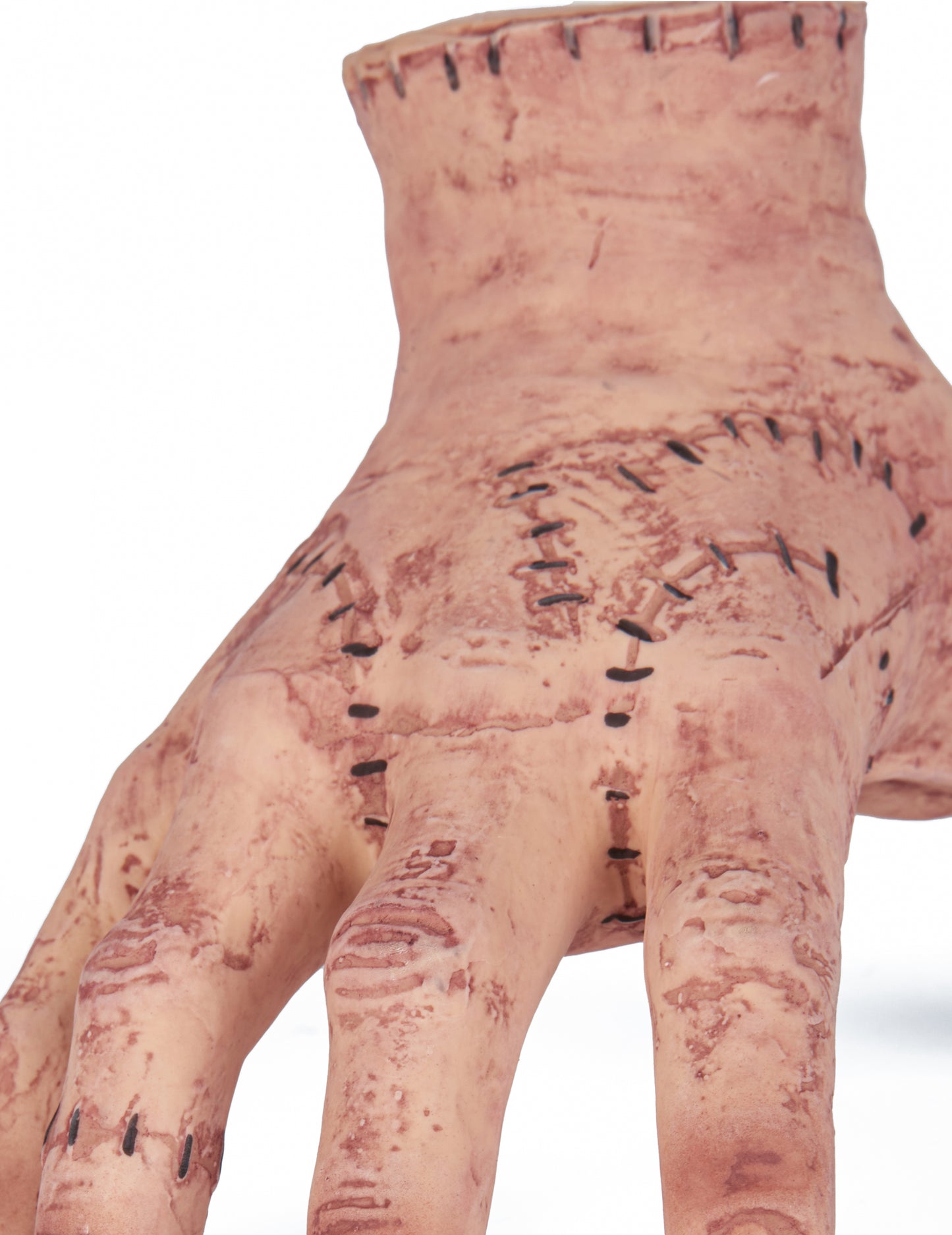 Sešitá gotická ruka