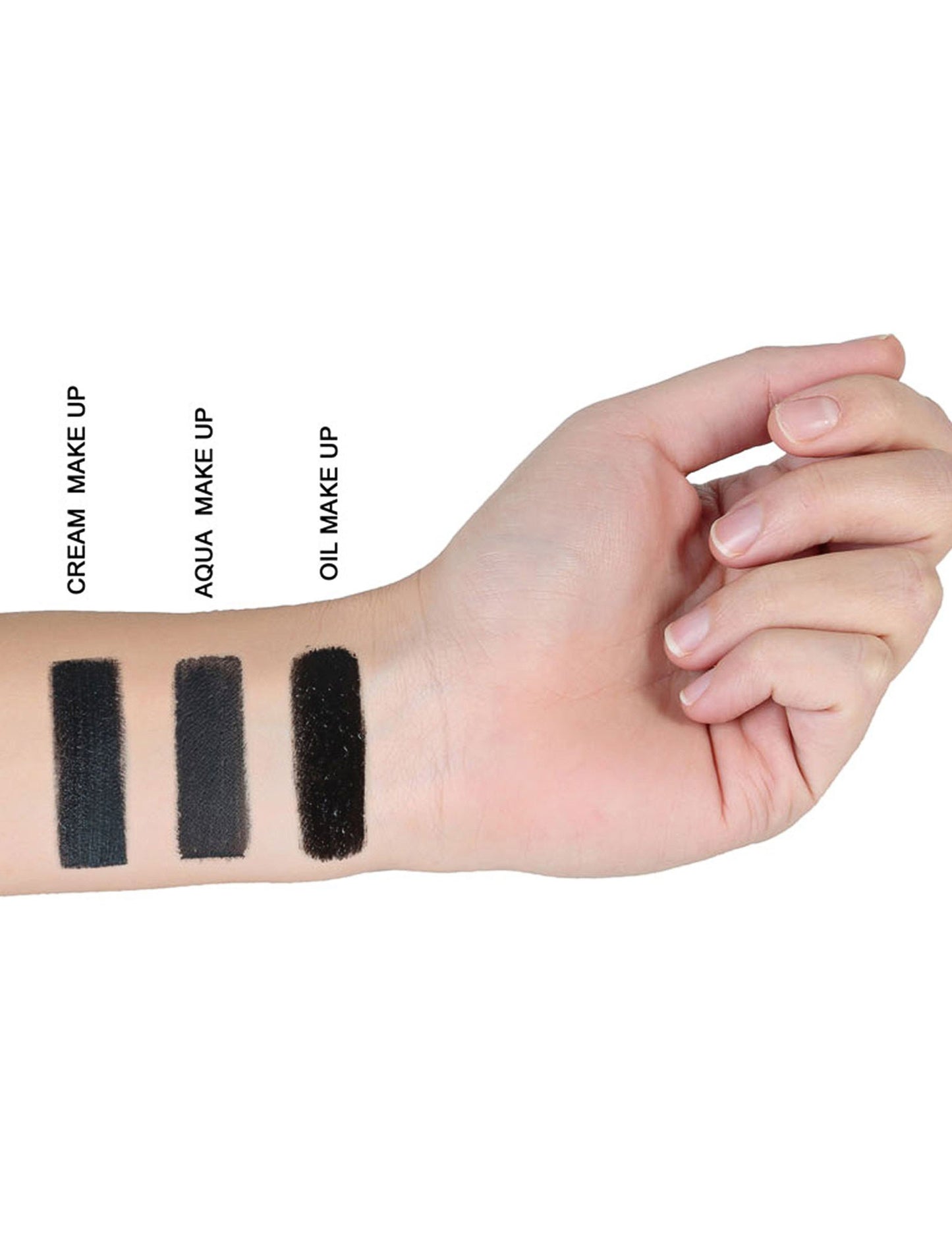 Černý vodní make-up 12g