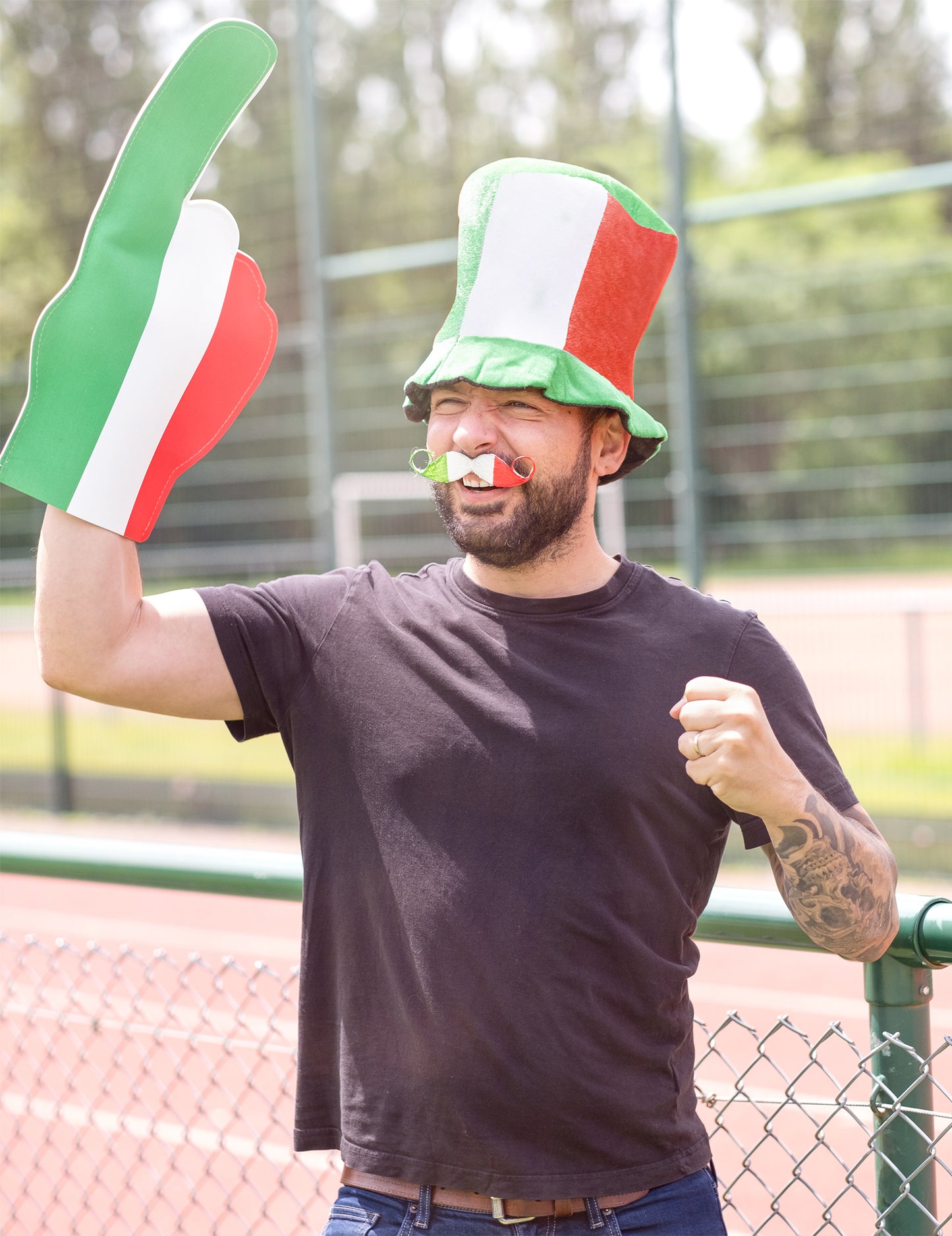 Podporovatel knírů Itálie dospělý