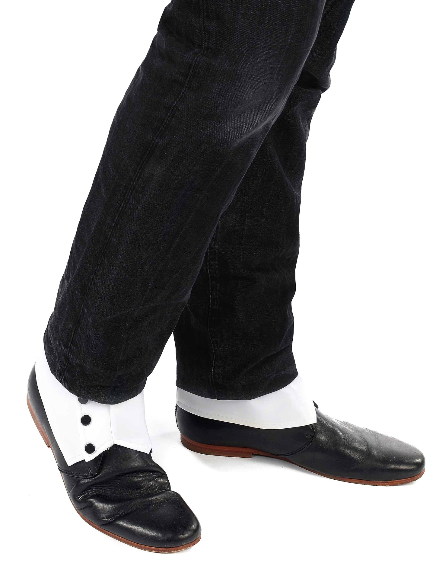 Pár bílých kamaší pro dospělé