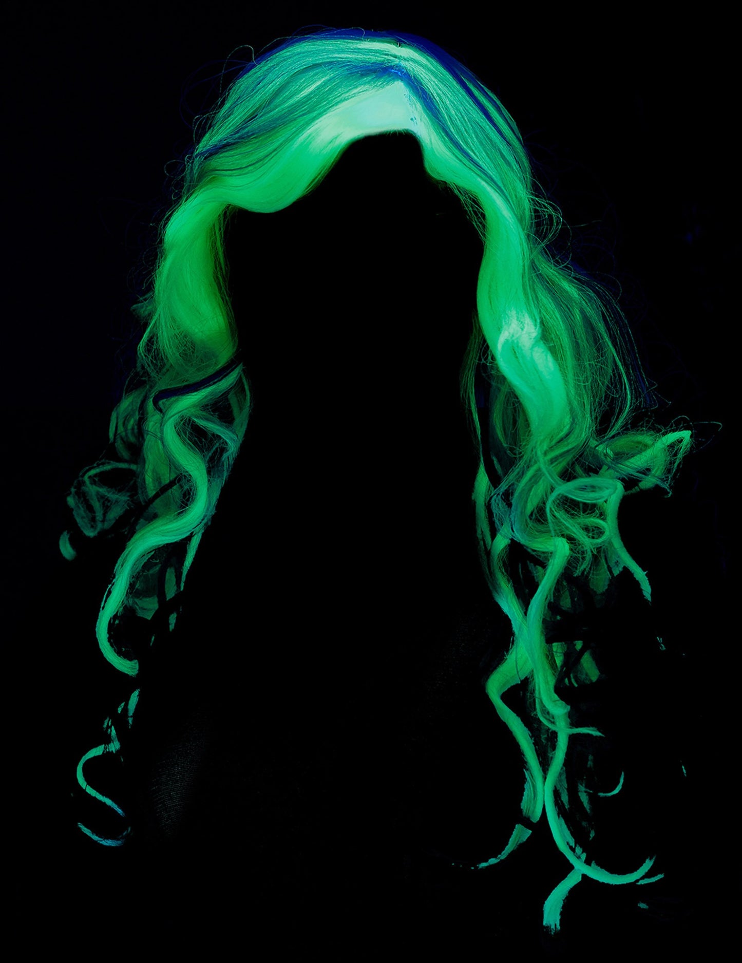 Dámská dlouhá šedá fosforeskující paruka