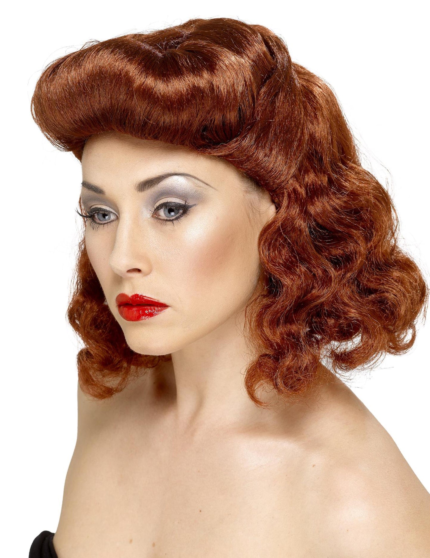 Profilový pohled na pin-up paruku