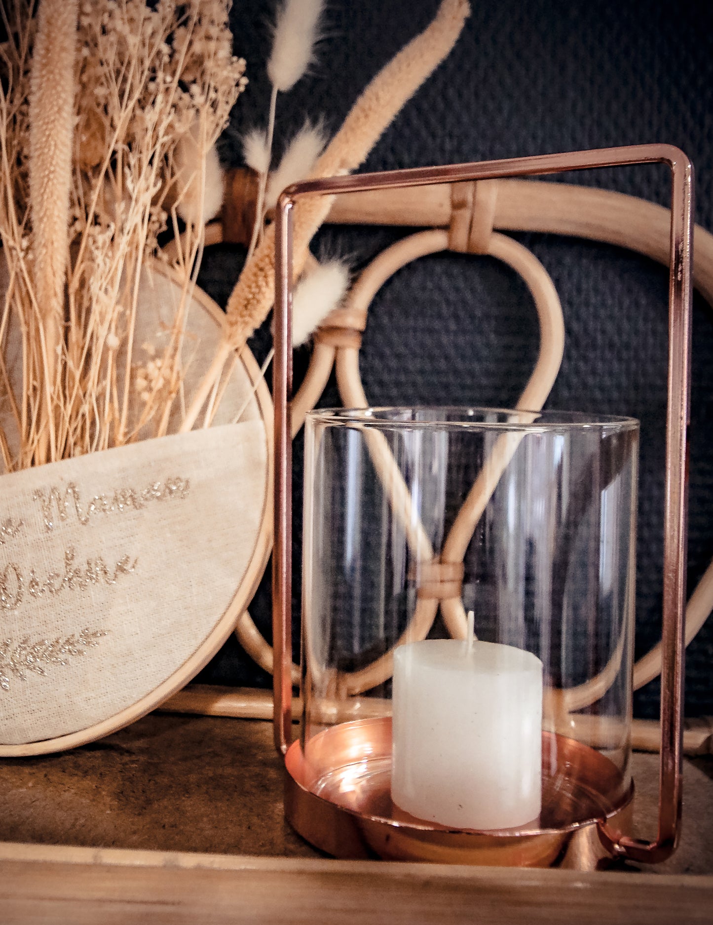 Rámeček na čajovou svíčku z růžového zlata 19.5 cm elegantní mosaz