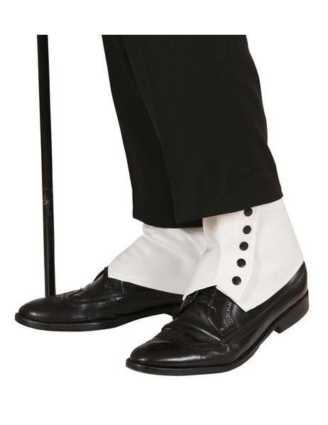 Na bílých botách pro dospělé