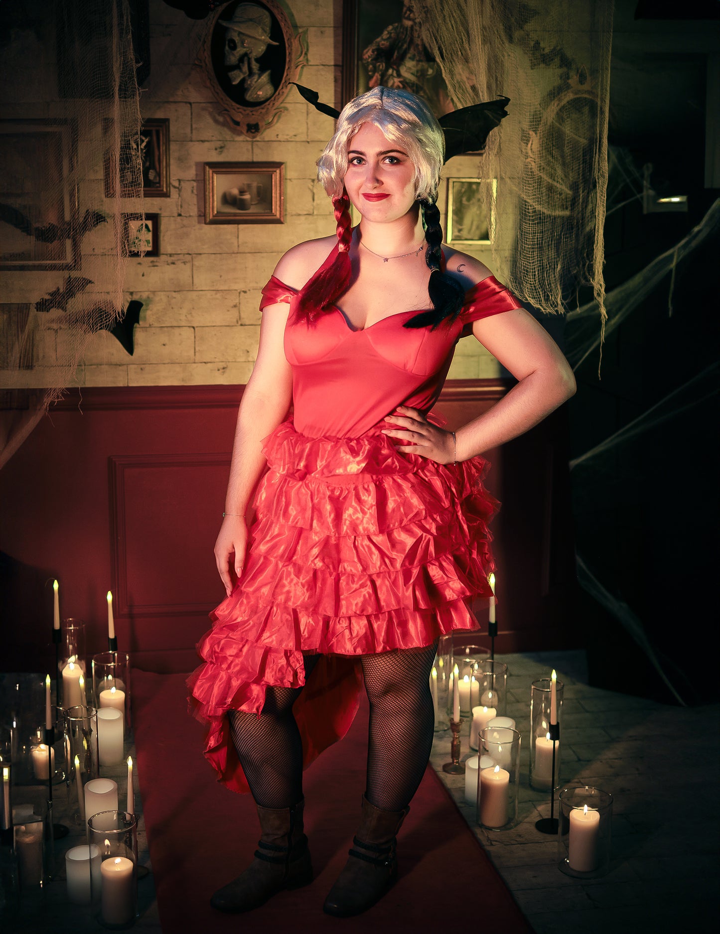 Bláznivé harlekýnské červené šaty pro ženy