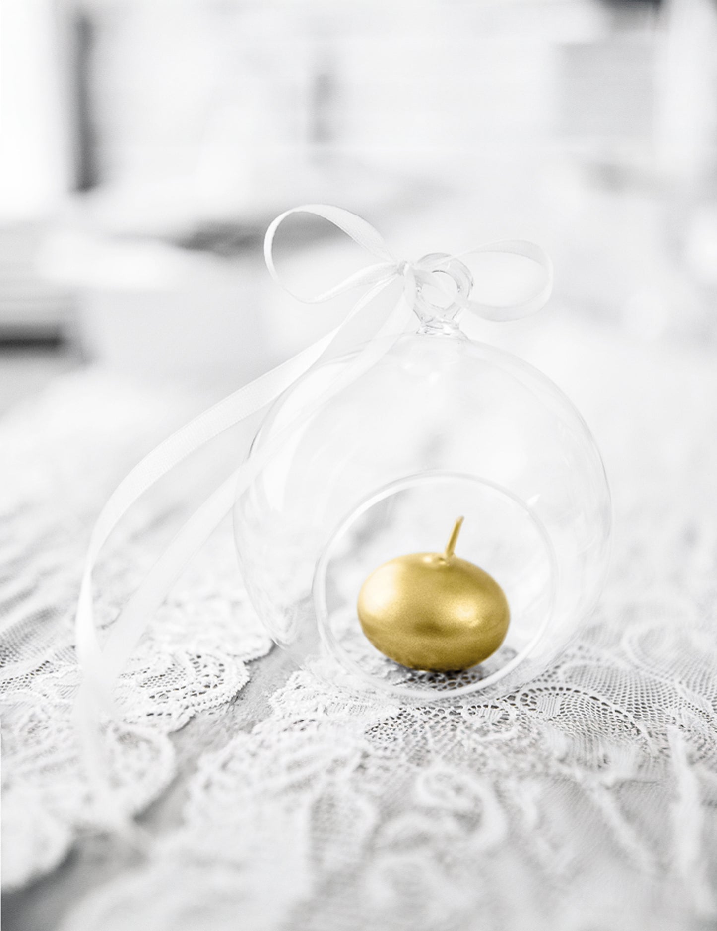 Bílá saténová stuha 0,6 cm x 25 m