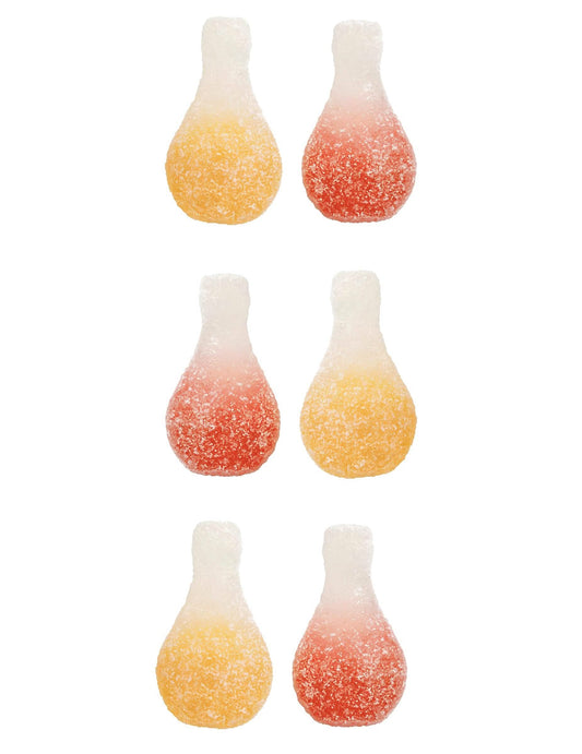 Gros plan sur les bonbons acidulés en forme de bouteilles du sachet de bonbons Orangina Pik Haribo