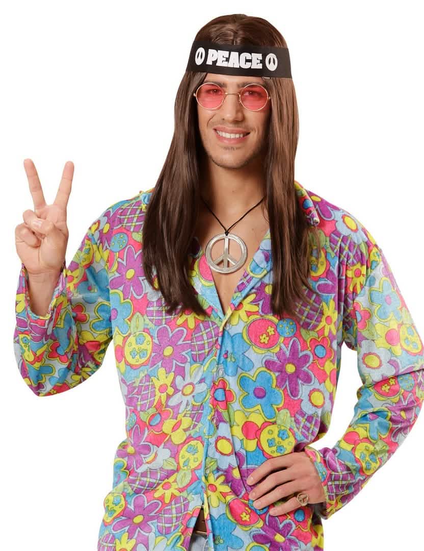 Detail doplňků nošených z hippie sady doplňků