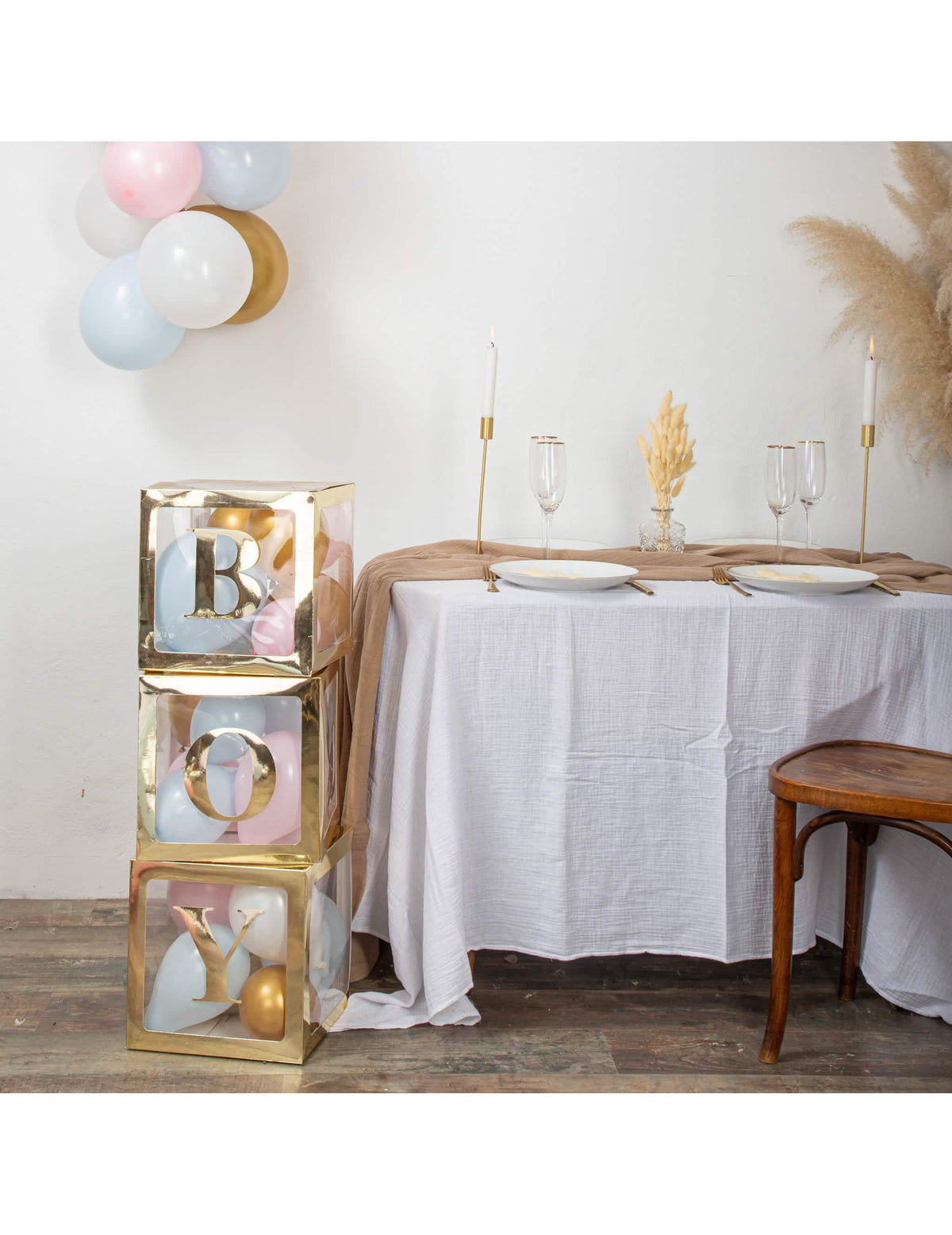 Umístění samolepek boy pro baby shower