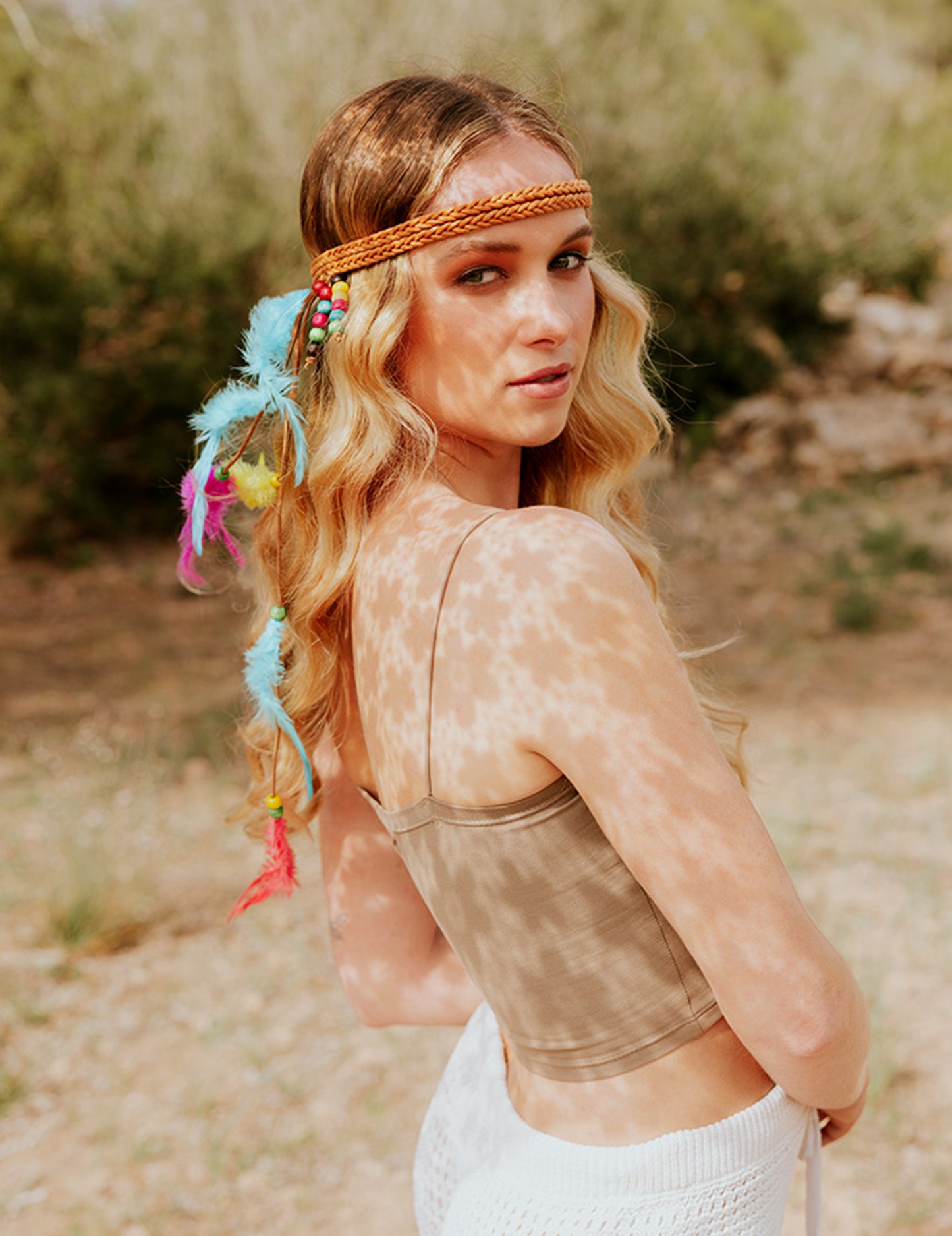 Fluorescenční péřová čelenka pro dospělé