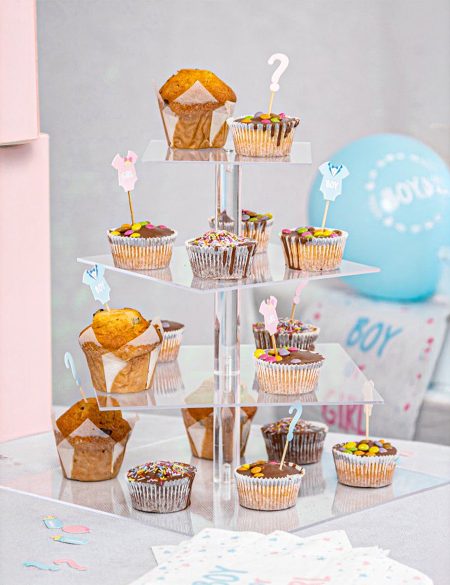 Čtvercový patrový stojan na dorty 30 x 32 cm 