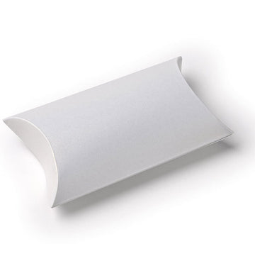 Boîte en carton de mariage et baptême blanche nacrée