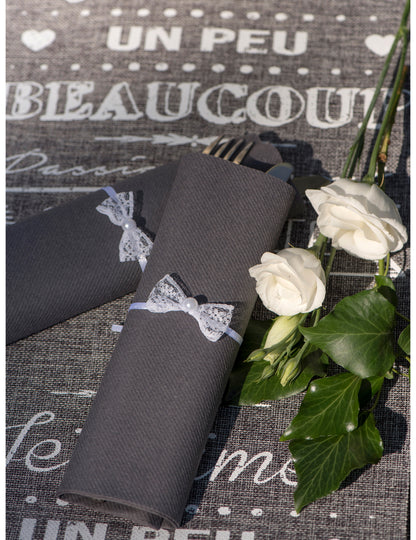 10 mini krajkových mašliček 4 cm bílá s perlou