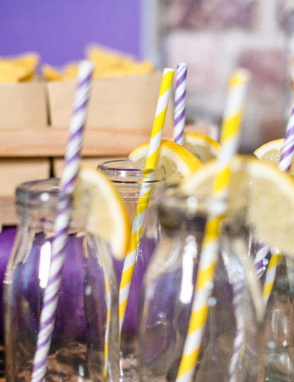 10 žlutých pruhovaných kartonových brček 19.5 cm na koktejly