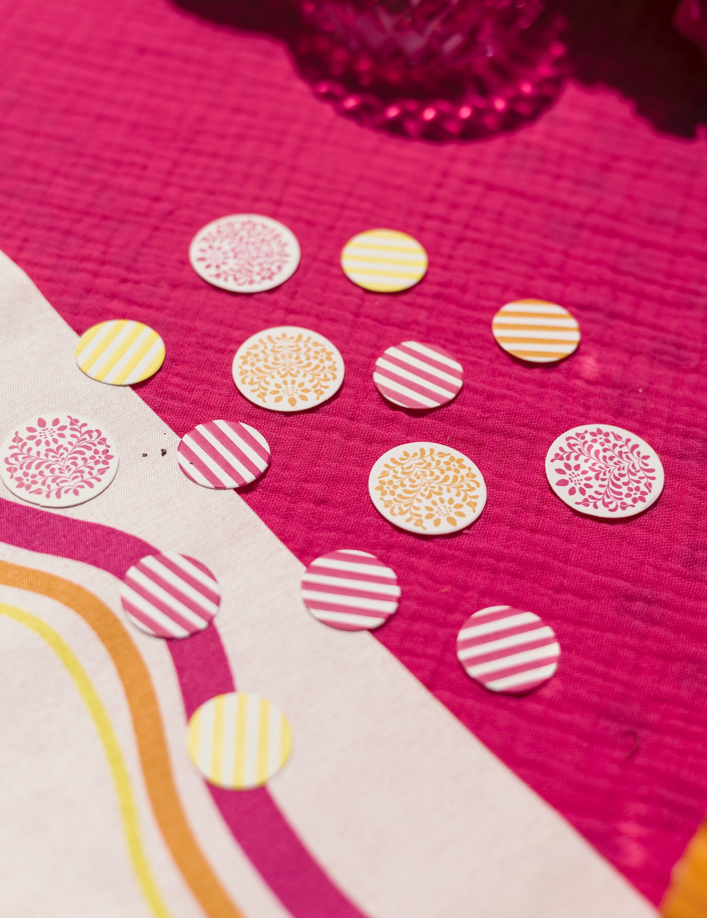 100 Konfetti aus Papier Pink Limonade 2,5 cm